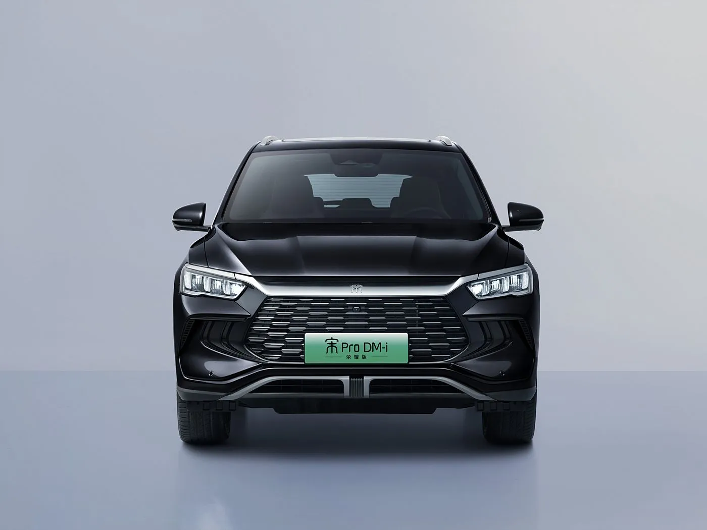 BYD Song Pro DM-i 長距離ハイブリッド NEW ENERGY 車両を備えたコンパクト PHEV SUV