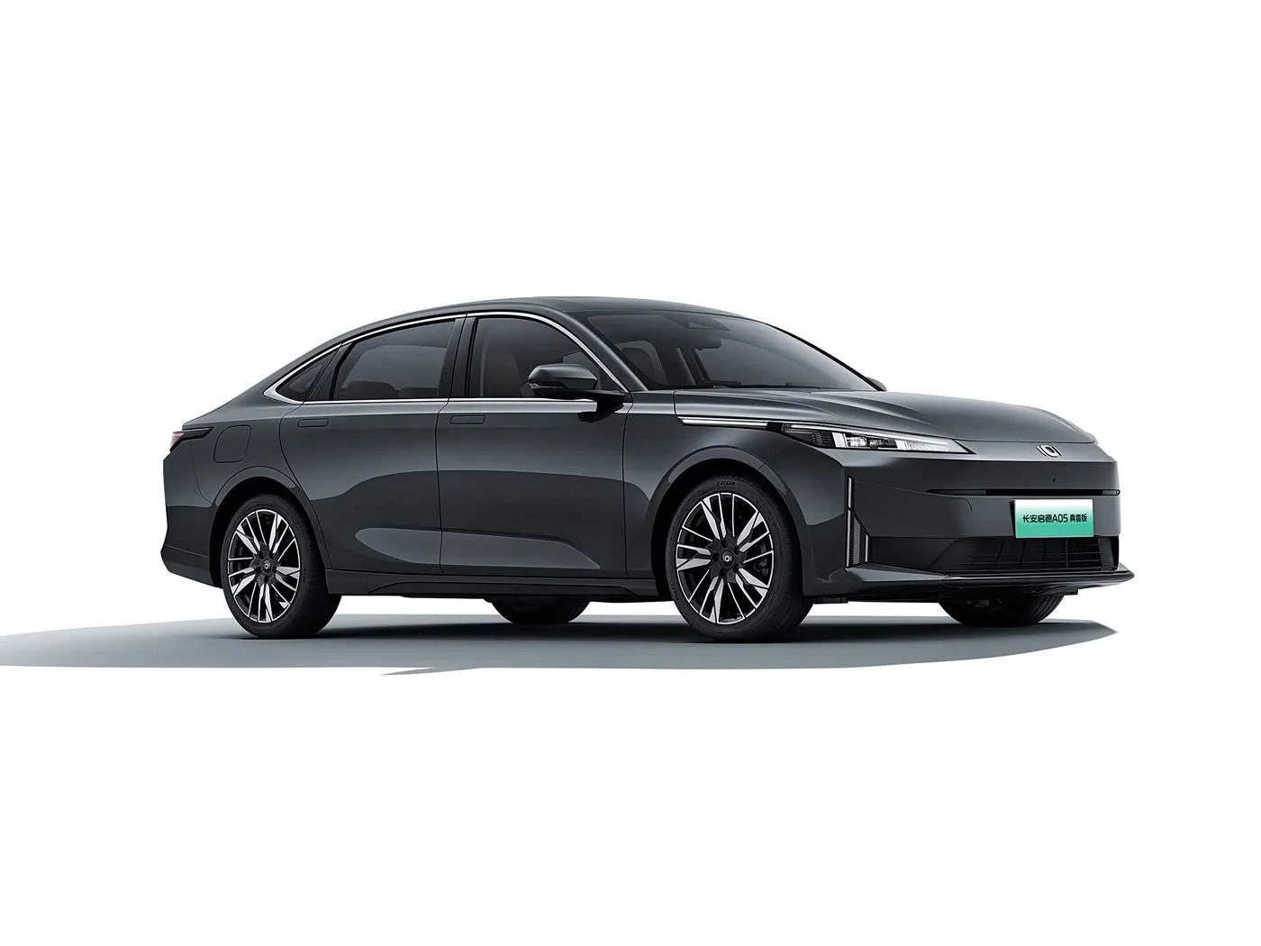 長安 Qiyuan A05 コンパクト EV カー新エネルギー車急速充電ハイブリッド EV モーター左ステアリング