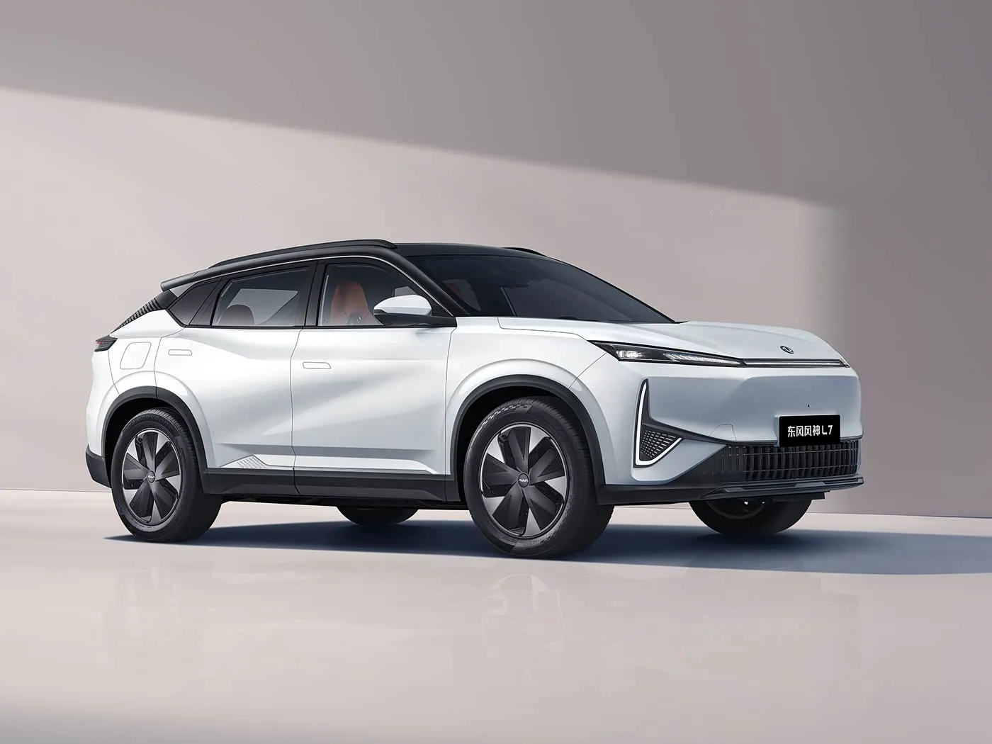 東風Aeolus L7:EV/PHEV SUV 5人乗りプレミアムタッチレザーシート 長距離新エネルギー車