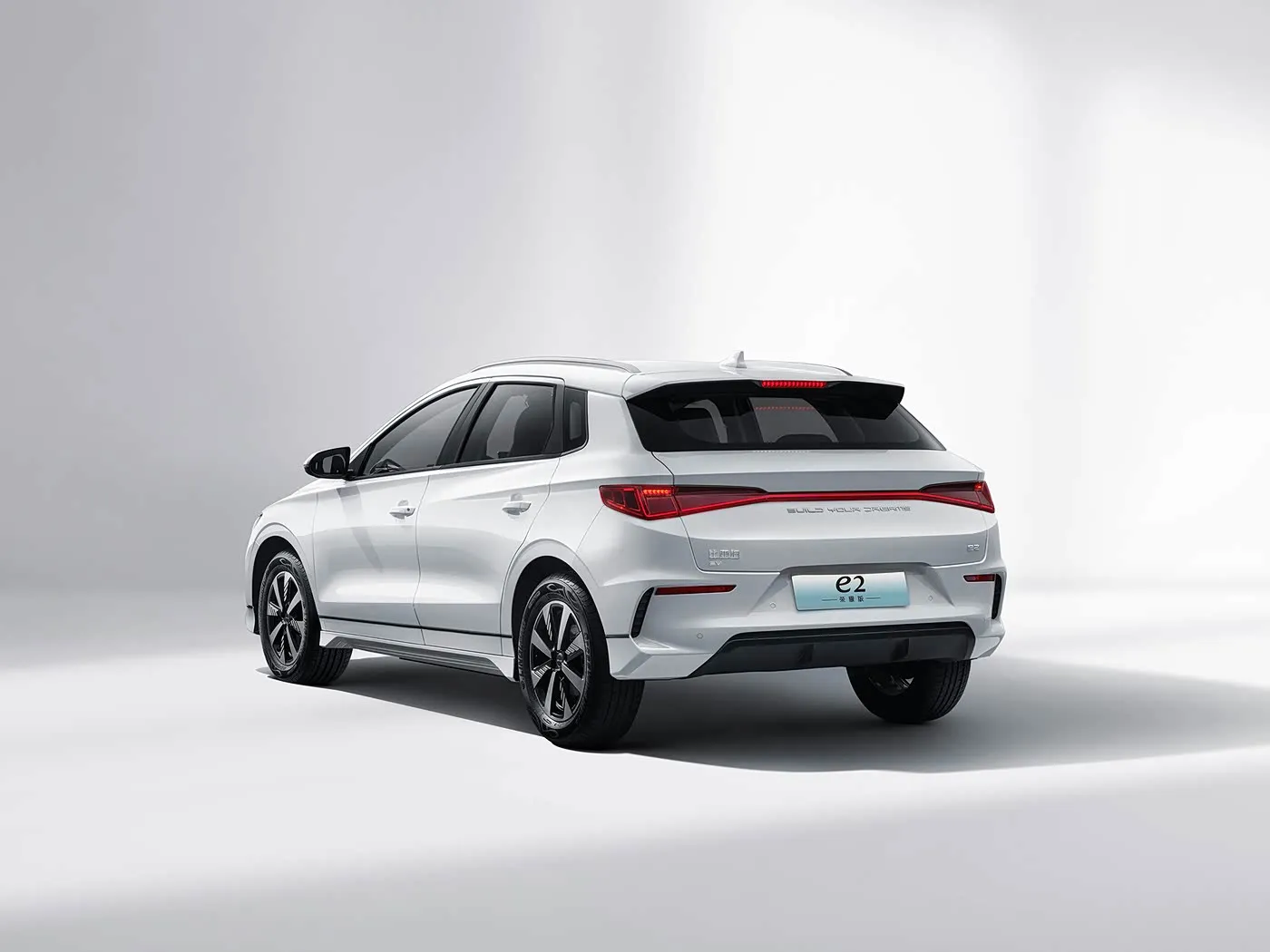 BYD E2 高級電気 EV セダン SUV ハッチバック左ステアリング車リチウム電池モーター中国の新エネルギー車