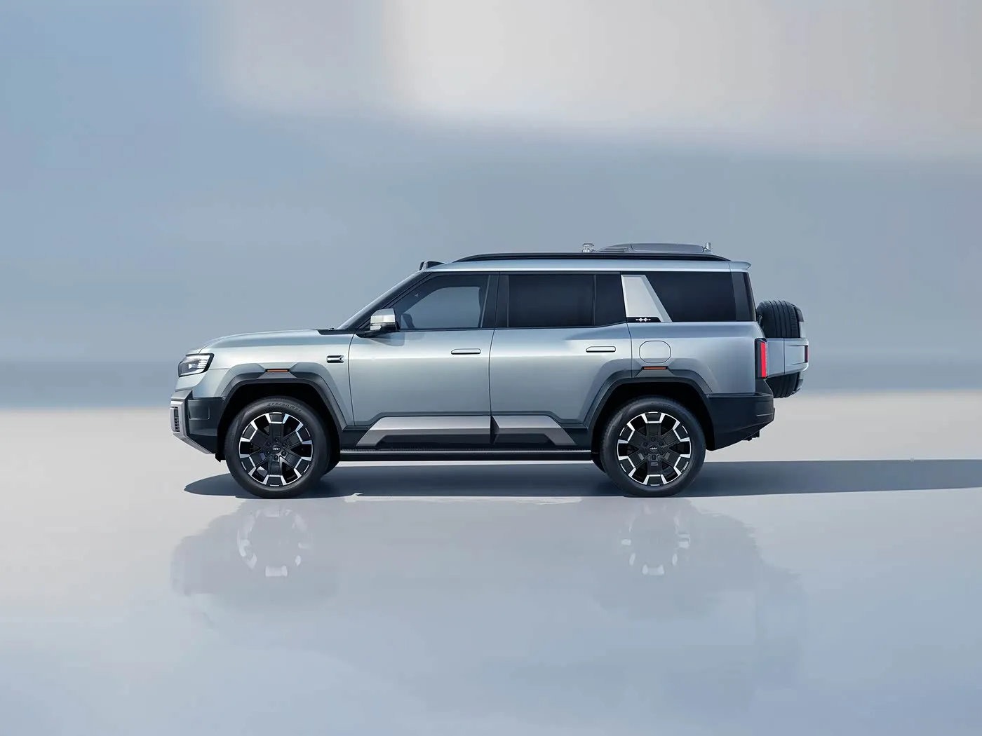 BYD Leopard 8 高級 PHEV SUV 505HP 高度なオフロード SUV 2.0T クラウド シャーシ テクノロジーを備えたプラグイン ハイブリッド電気 SUV