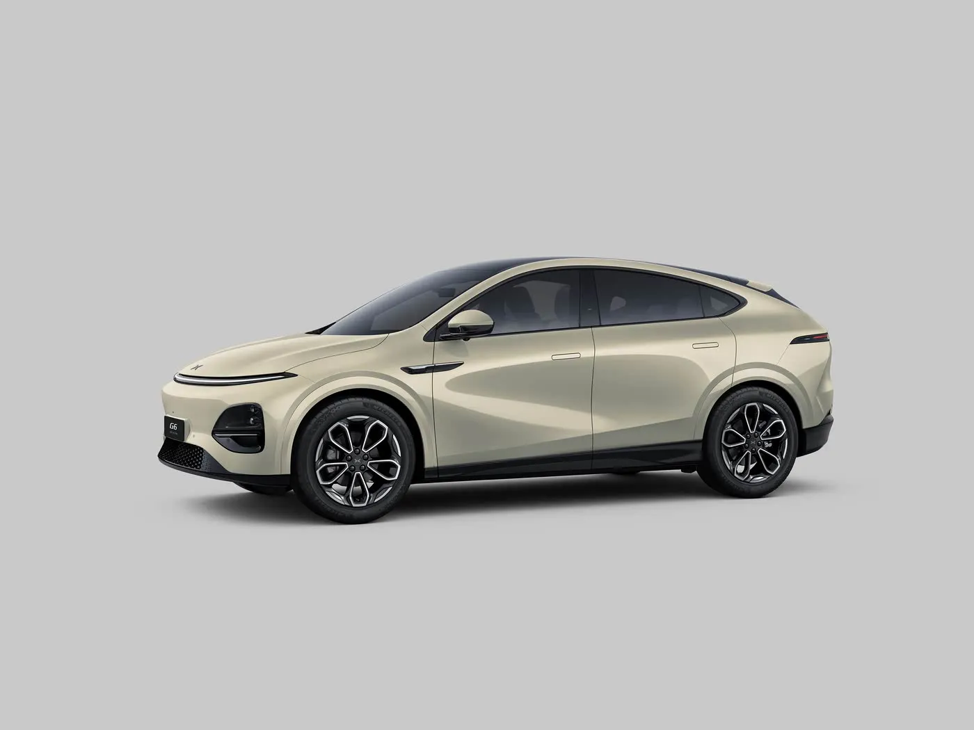 Xpeng G6 電動ミニ SUV 自動ギアボックス 4WD ドライブリチウム電池新エネルギー車左ステアリング燃料電池エンジン EV