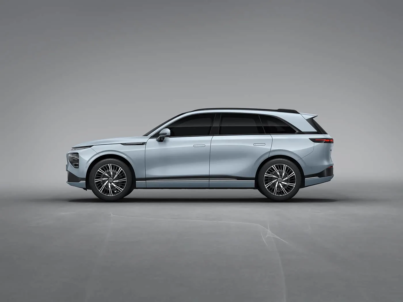 Xpeng G9 高級 4 ドア 5 人乗り SUV 電気自動車新エネルギー MPV ハッチバック 4WD ドライブモード PHEV 電源と EV モーター左