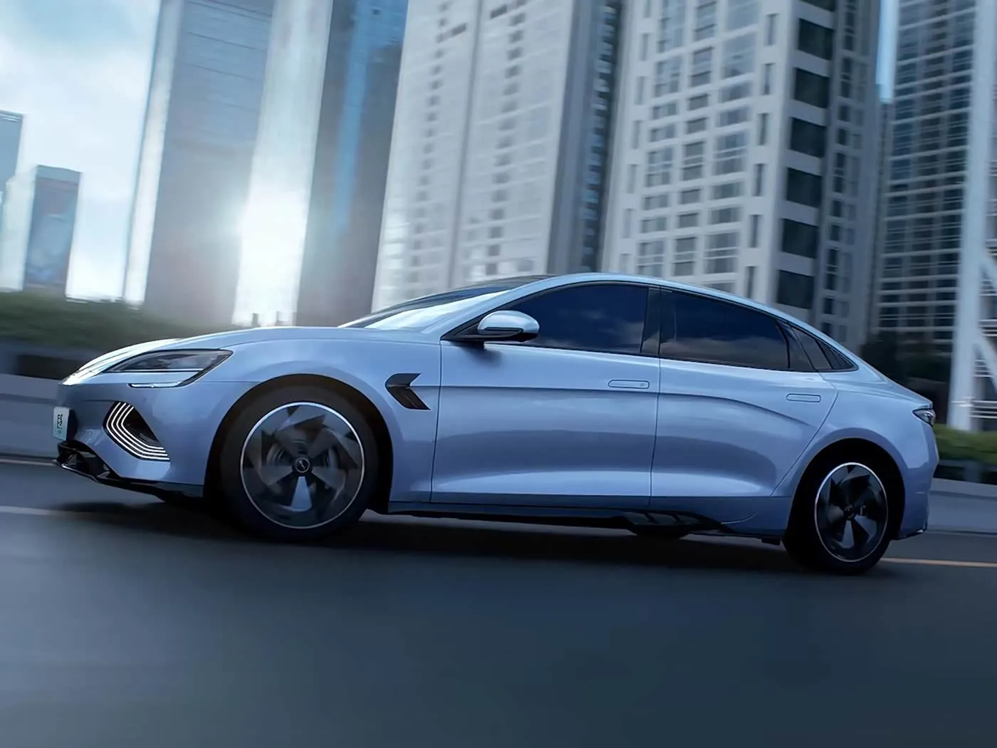 BYD シール スマート エディション電動セダン 600 AWD ハイブリッド先進運転技術プレミアム長距離新エネルギー車