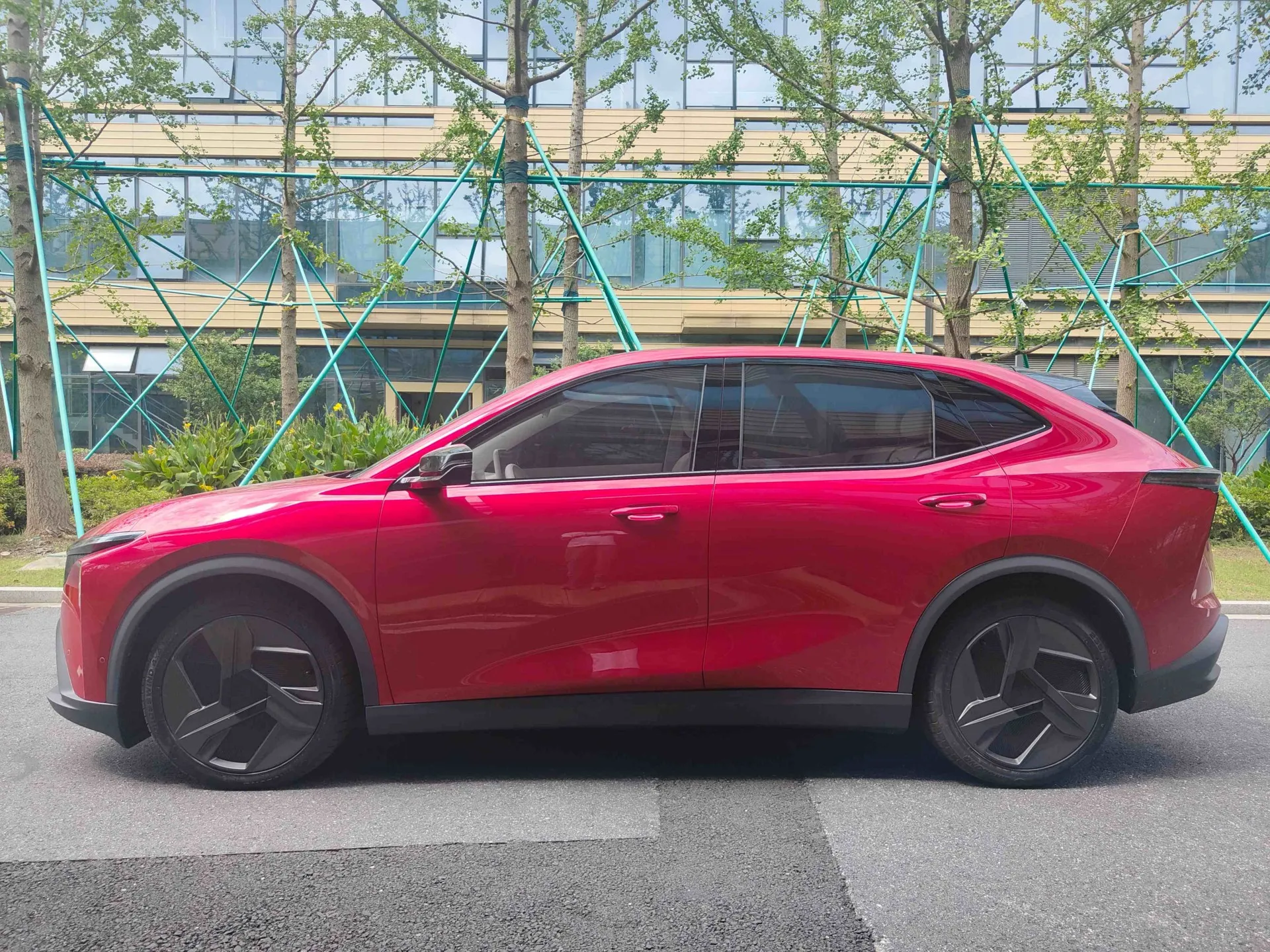 LEV01 右ハンドル SUV 新エネルギー車 EV 長距離 ホイールベース 5 席