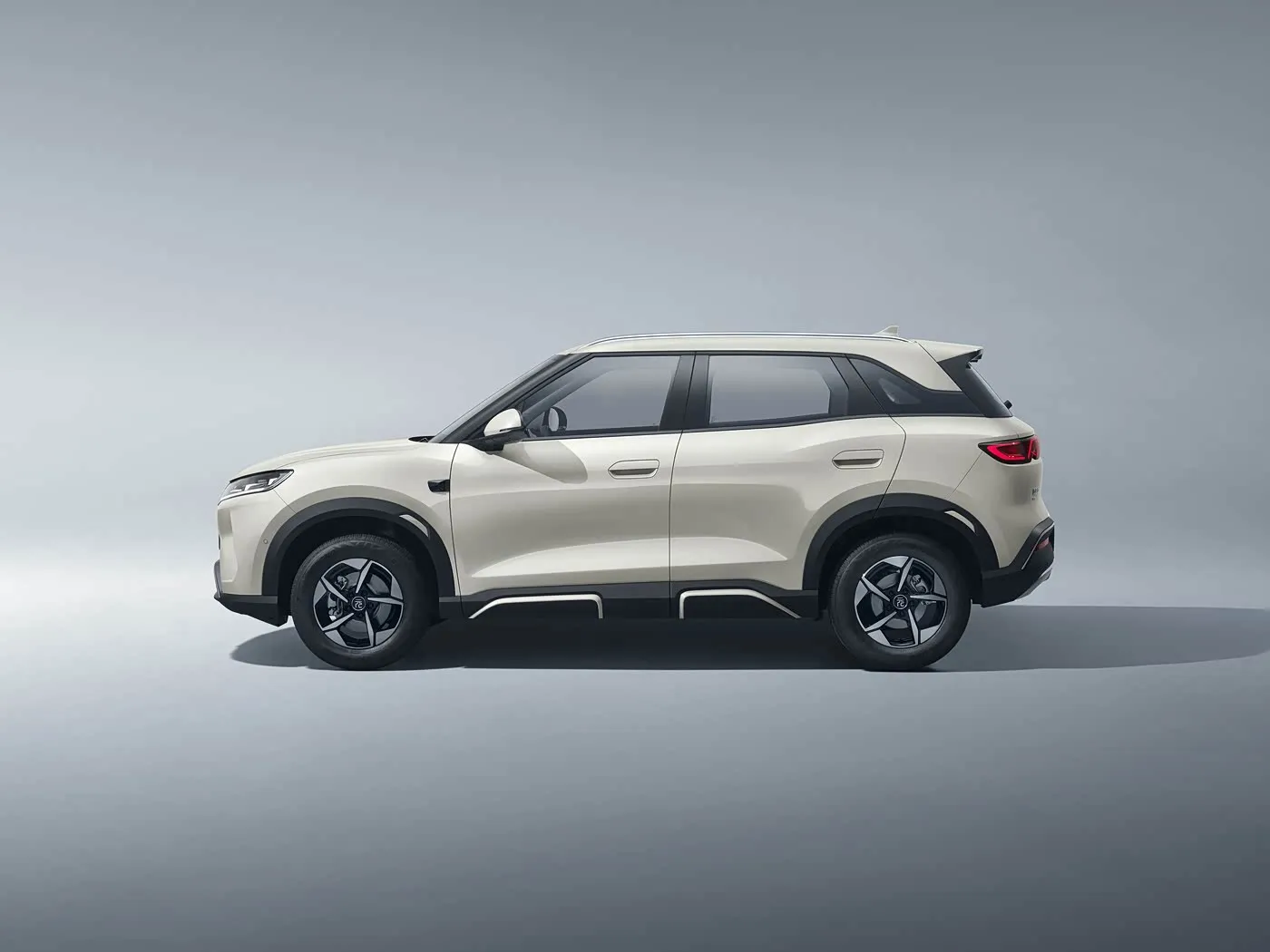 BYD Yuan UP Vitality Edition、長距離ピュアエレクトリック SUV、e プラットフォーム 3.0、新エネルギー都市通勤車