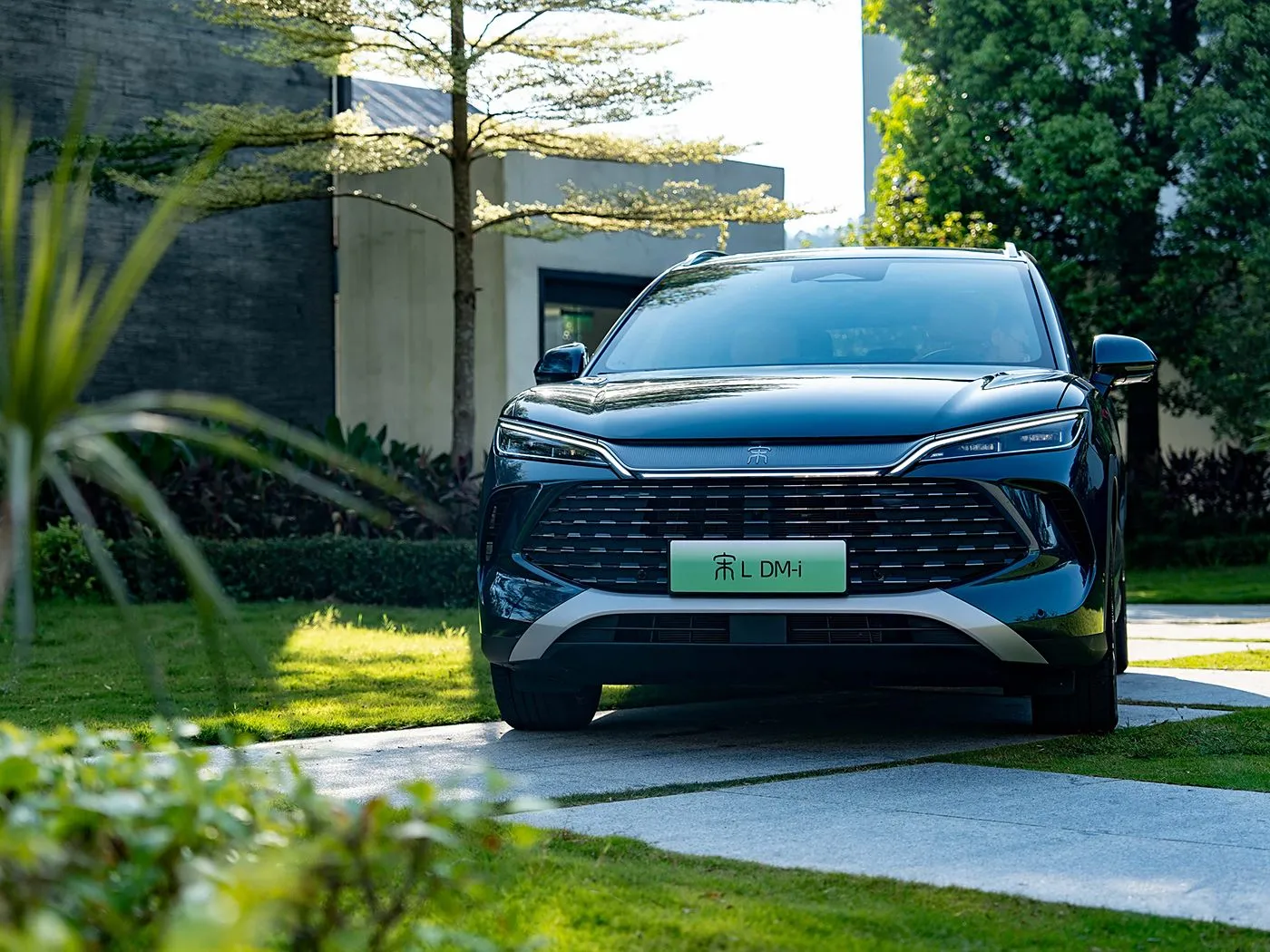 BYD Song L DM-i コンパクト PHEV SUV 長距離高速新エネルギー車 DiPilot 2.0 シートヒーター 360° パノラマ カメラ