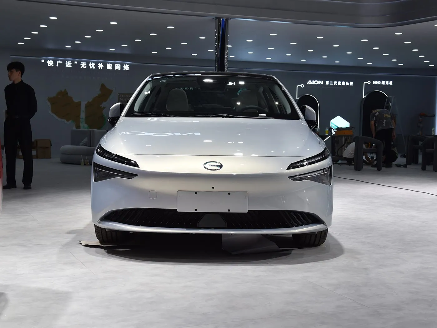 AION S MAX 高級電動SUV 高速先進機能を備えたハイブリッドEV 環境に優しい新エネルギー車