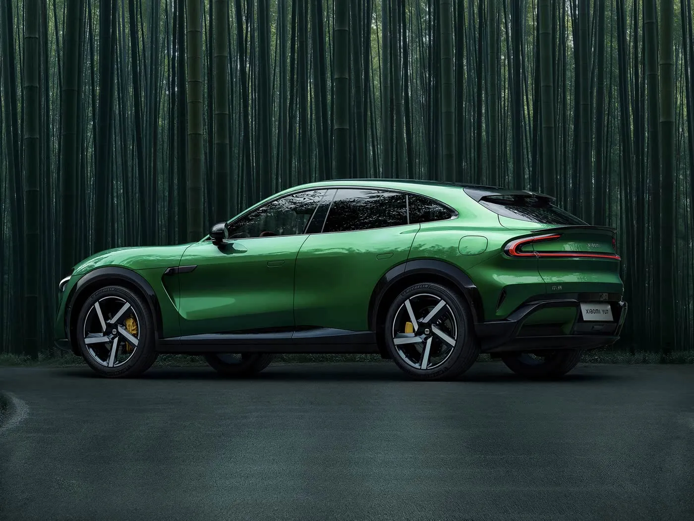 ホットセール XIAOMI YU7 新エネルギー車 EV SUV 長距離ホイールベース 5 席インチ画面