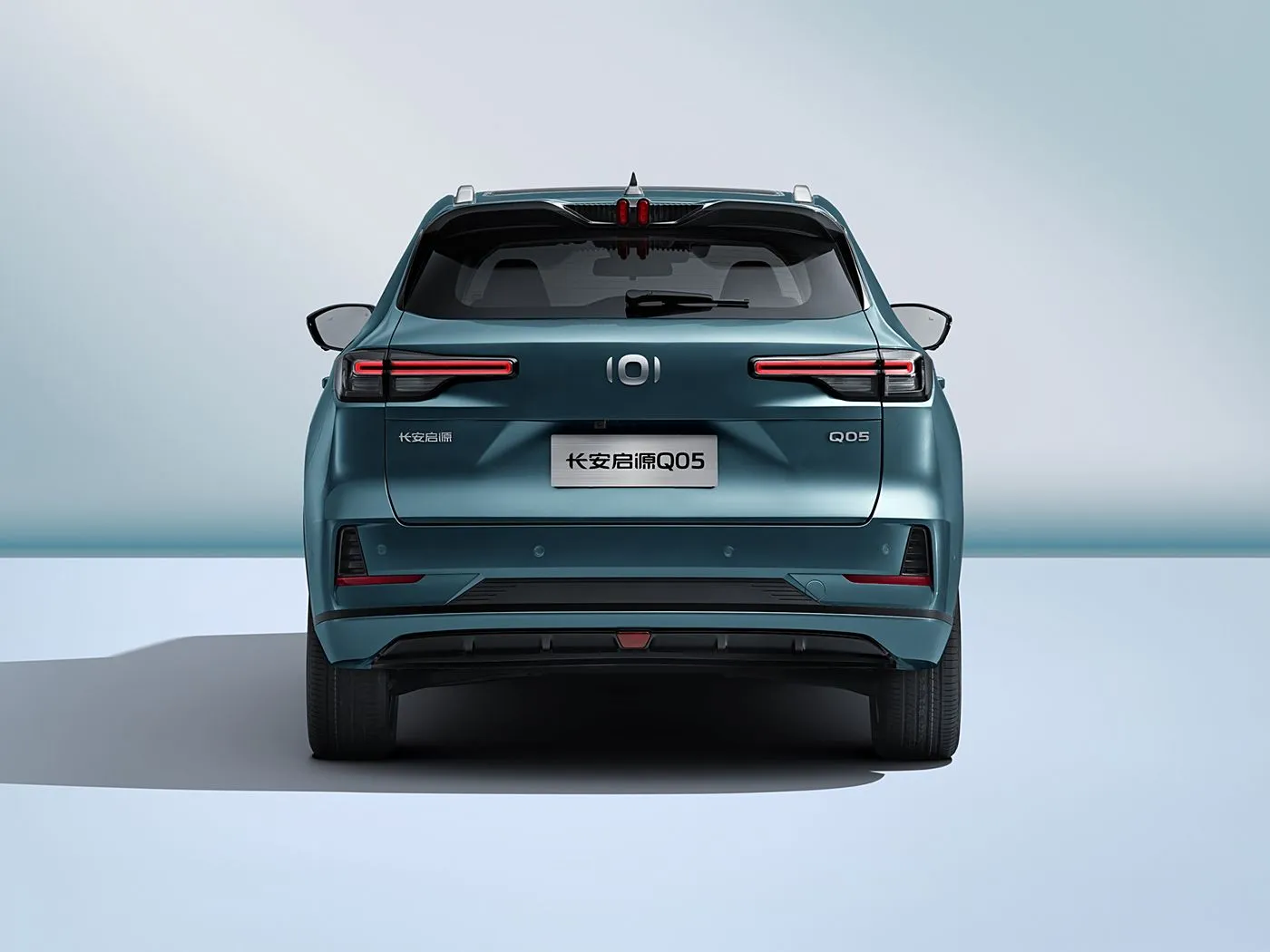 長安 NEVO Q05 ハイブリッド電気 SUV 長距離自動ギアボックス 5 ドア 5 人乗りレザーインテリア左