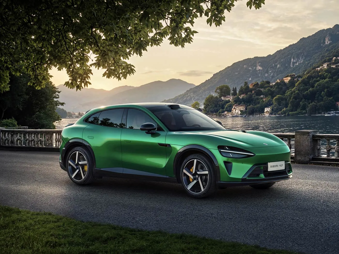 ホットセール XIAOMI YU7 新エネルギー車 EV SUV 長距離ホイールベース 5 席インチ画面