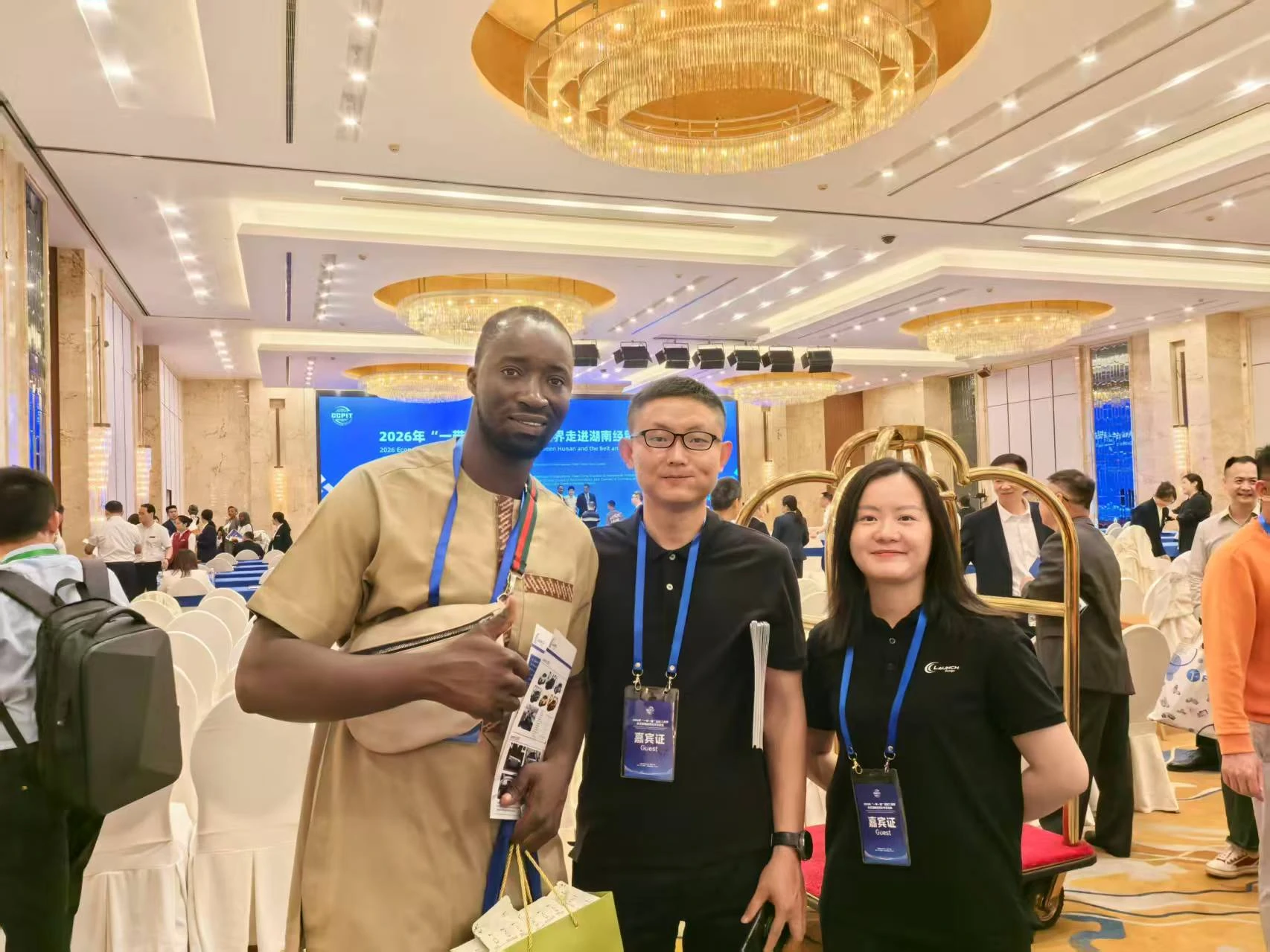 シルクロードで出会い、未来へ