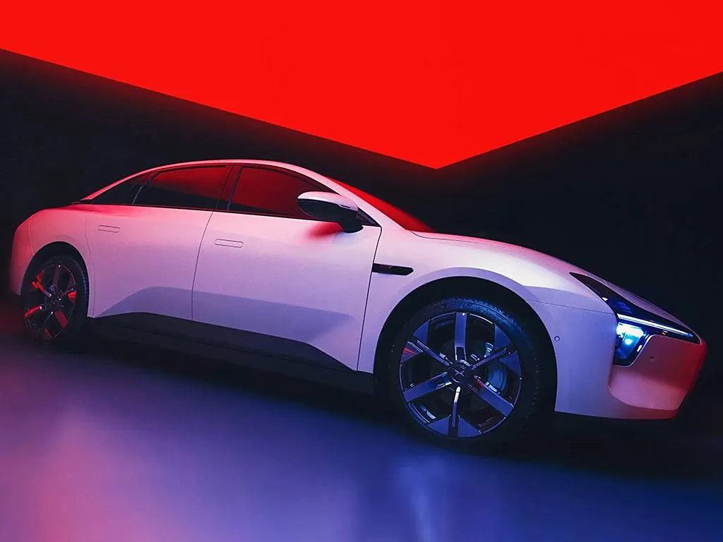Xiaopeng 2025 Mona M03 電気セダン長距離 515km 新エネルギー車 SUV & ハッチバック EV リチウム電池