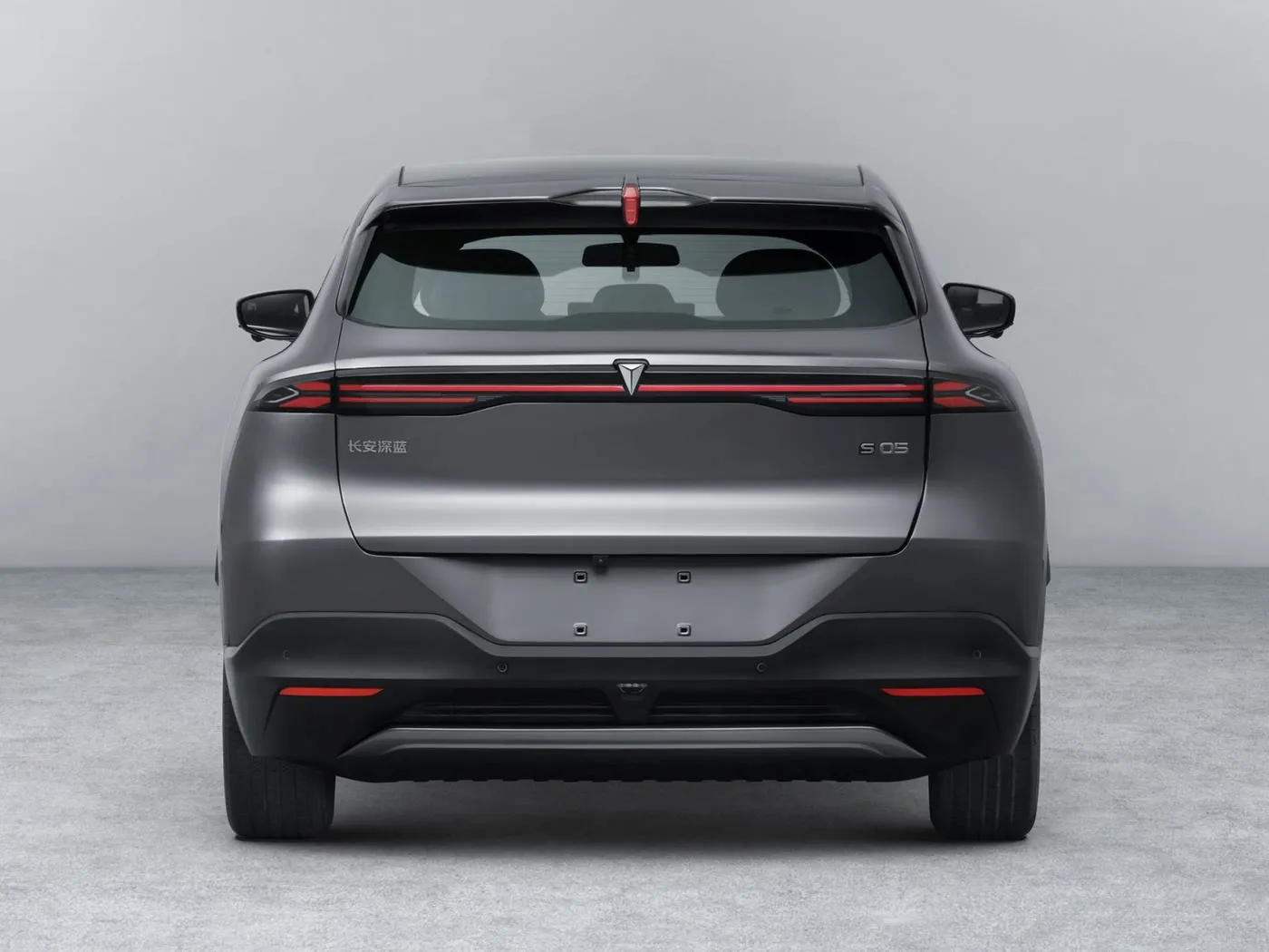 Deepal S05 コンパクト SUV PHEV/EV 長距離ホイールベース 新エネルギー車