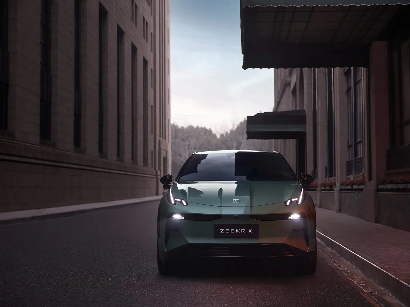価格に見合った最高の SUV Zeekr X 電気新エネルギー車 時速 190 km の速度に対応 予算内で多用途なパフォーマンス