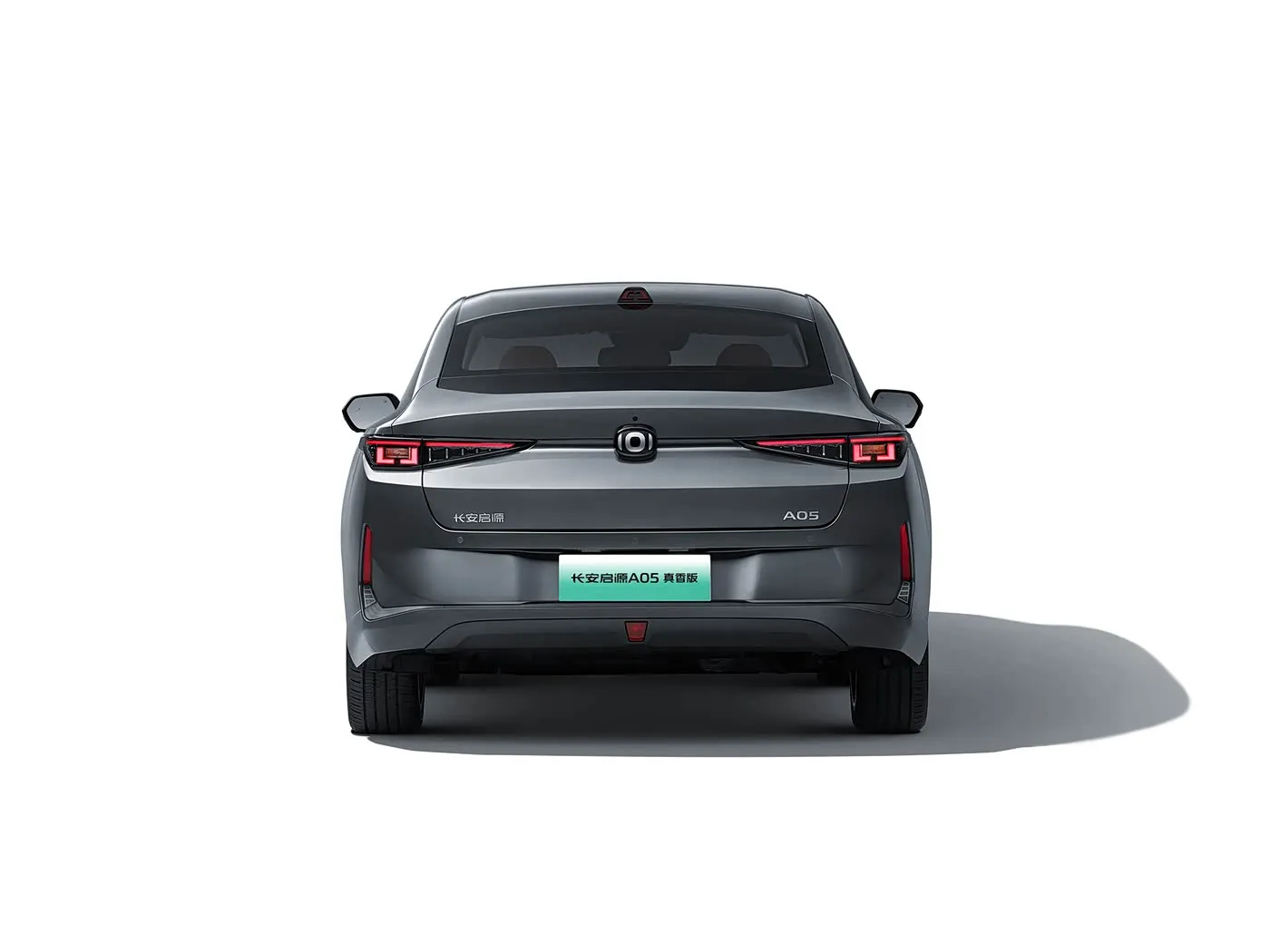 長安 Qiyuan A05 コンパクト EV カー新エネルギー車急速充電ハイブリッド EV モーター左ステアリング