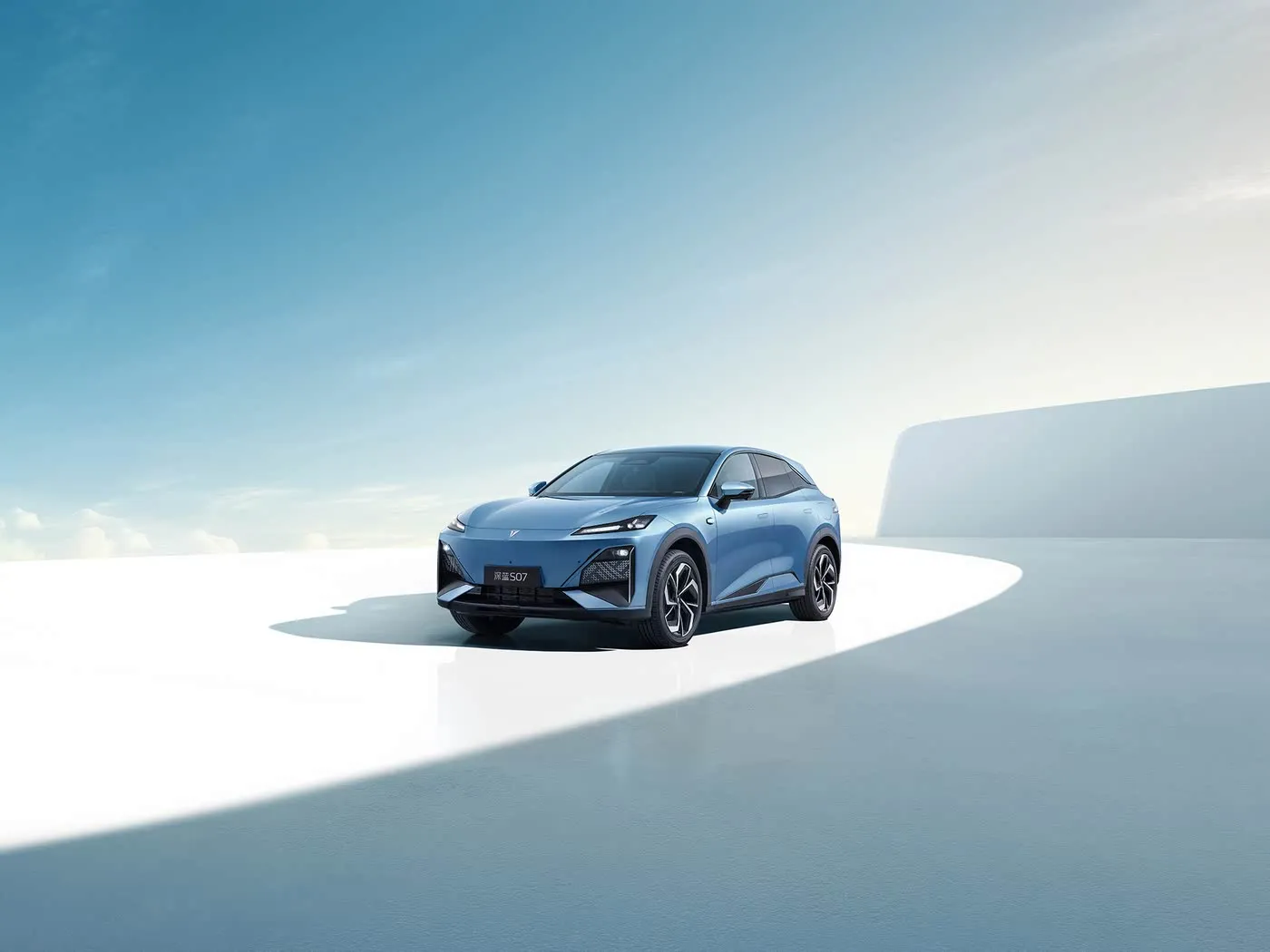 Deepal S07 新エネルギー車 プレミアム SUV 長距離走行/EV 長距離 ホイールベース 5 席 インチスクリーン