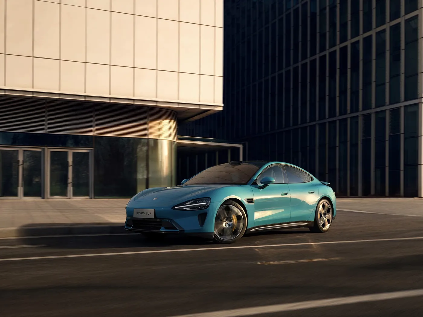 ホットセール XIAOMI SU7 新エネルギー車 EV セダン長距離ホイールベース 5 席インチ画面