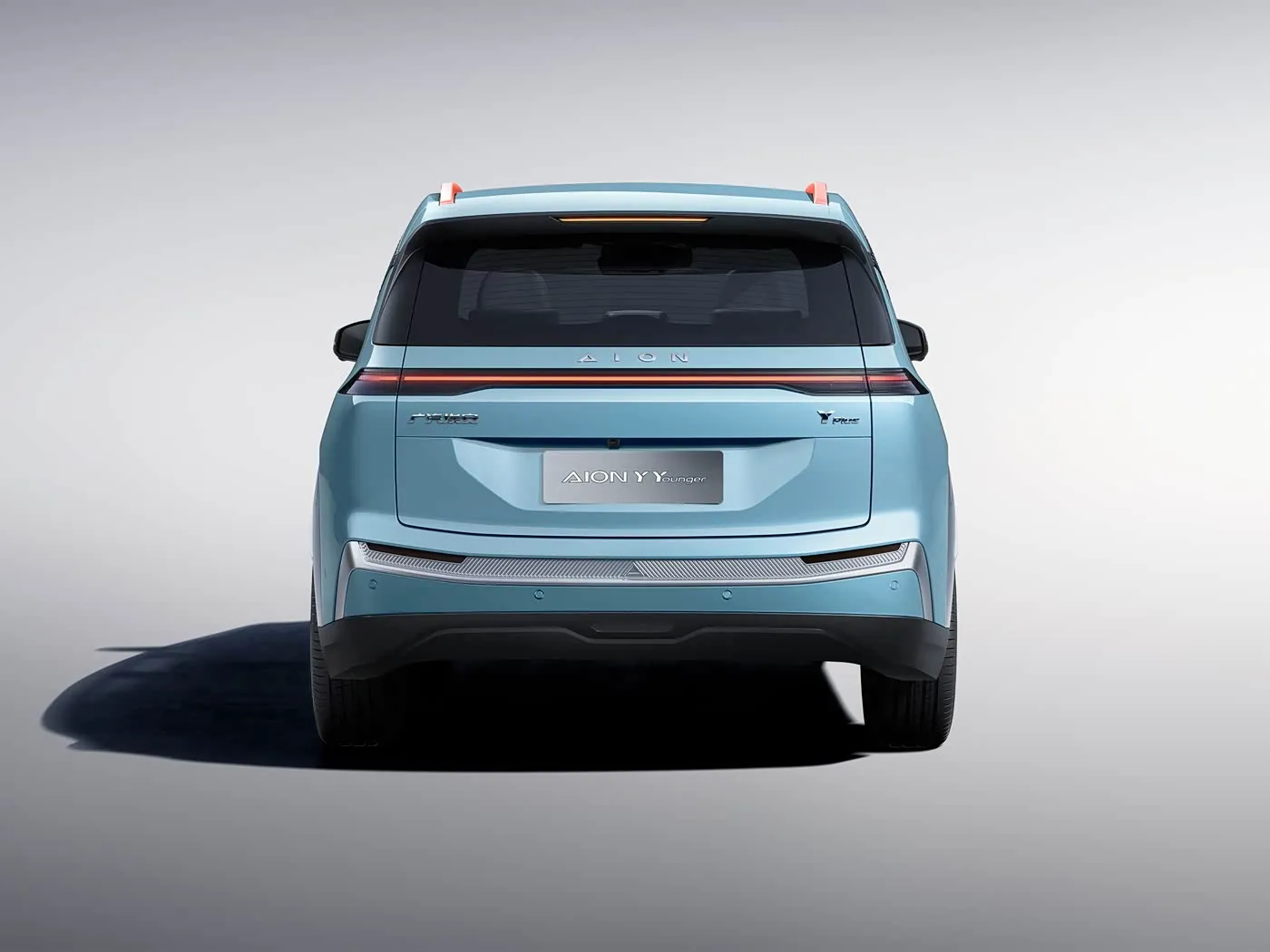 GAC Aion Y Plus 電気自動車スマート運転バージョン 5 ドア 5 シート EV SUV 150Kw 新エネルギー車販売
